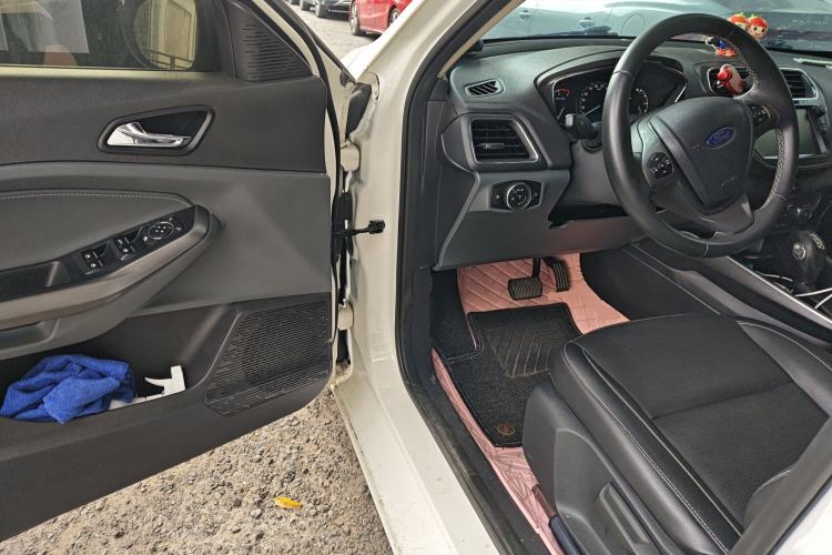 Used Ford Escort 2017 Happiness Edition 1.5L Automatic Fashion Version