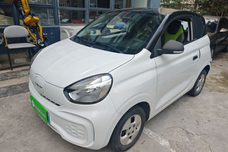 Used Roewe Clever 2021 302 km New Four-Seater Super-Efficient Version