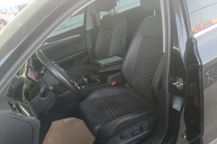 Used Volkswagen Magotan 2020 330TSI DSG Luxury Edition
