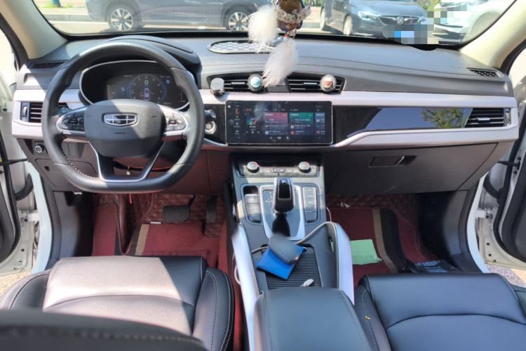 Used Geely Auto Emgrand X7 Sport 2021 Million Edition 1.8TD DCT Two-Wheel Drive Luxury Model Center Console