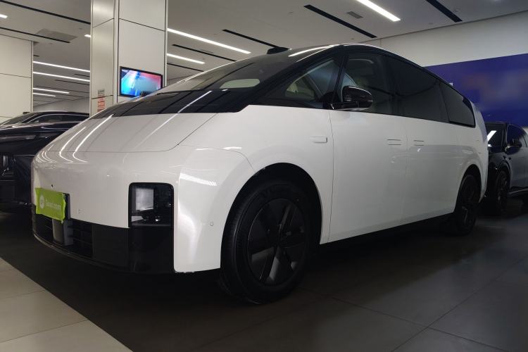 Used Li Auto MEGA 2025 Home Family Special Edition