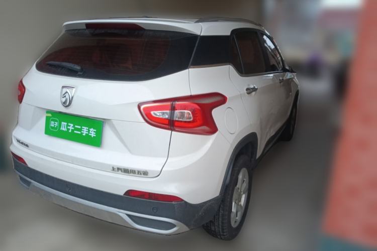 Used Baojun 510 2017 1.5L Manual Fashion Model
