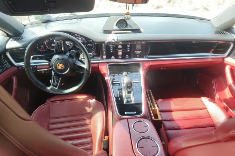 Used Porsche Panamera 2021 Panamera Executive Long Wheelbase 2.9T Center Console