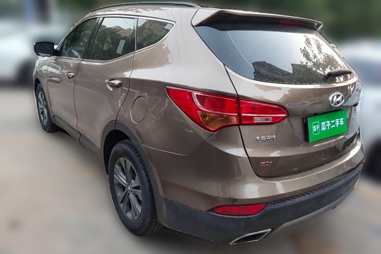 Used Hyundai Santa Fe 2013 2.4L Automatic 2WD Comfort Edition
