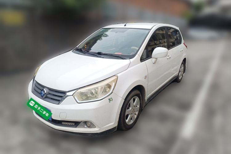 Used Venucia R50 2013 1.6L Automatic Fashion Edition
