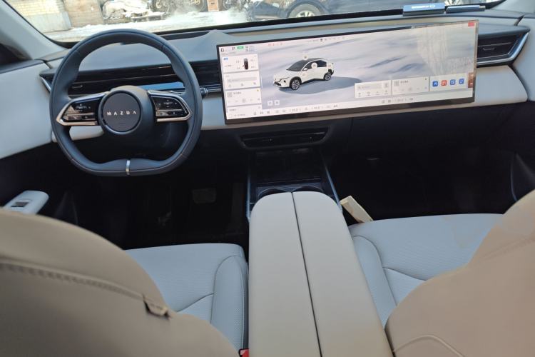 Used Mazda EZ-60 2025 Model Range-Extended 200 Air
