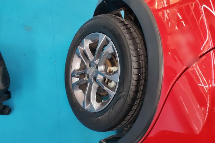 Used Geely Auto Vision X3 2020 1.5L CVT Luxury Model Exterior 4