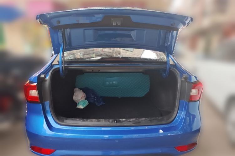 Used Roewe i5 2020 1.5L Automatic 4G Connected Linghao Edition Trunk