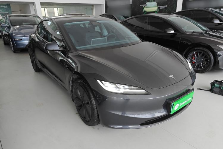 Used Tesla Model 3 2025 Rear-Wheel-Drive Version
