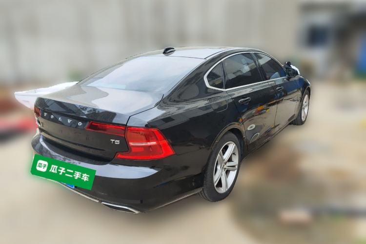 Used Volvo S90 2018 T4 Zhiyuan Edition
