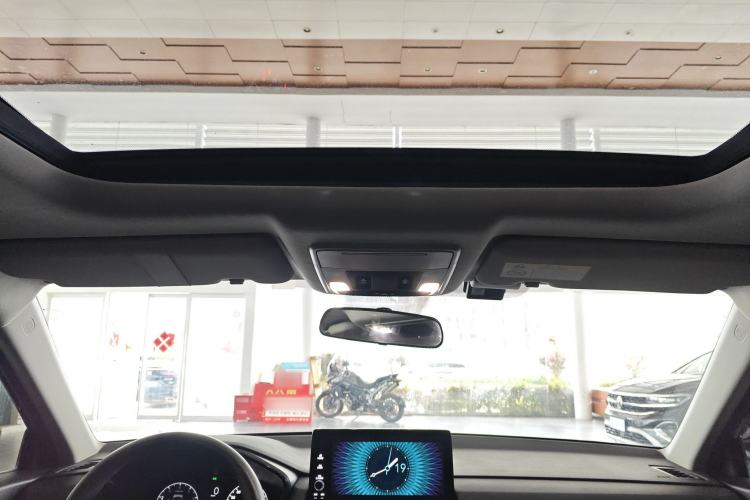 Used Honda Breeze 2023 240TURBO Two-Wheel Drive Elite Edition 5 Seats Headliner