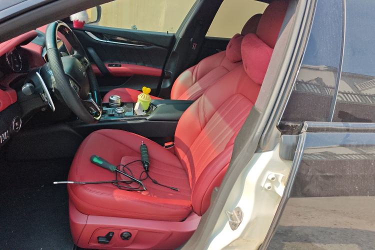 Used Maserati Ghibli 2014 3.0T Standard Edition Left Front Seat