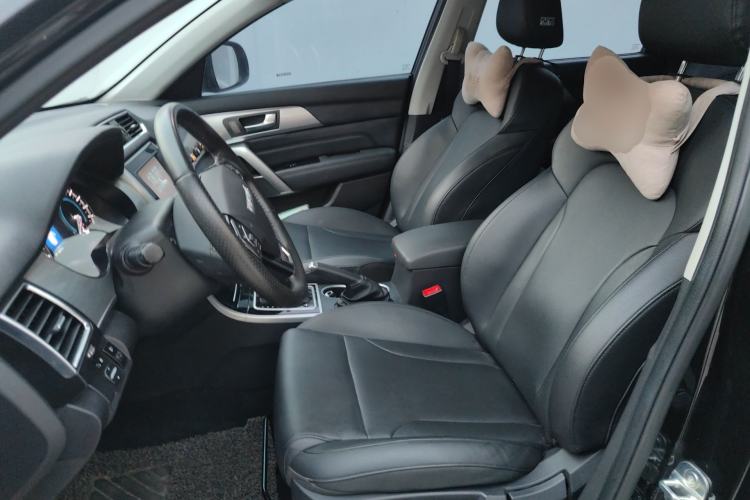 Used Haval H2 2017 Red-Label 1.5T Automatic Two-Wheel Drive Elite Model Left Front Seat