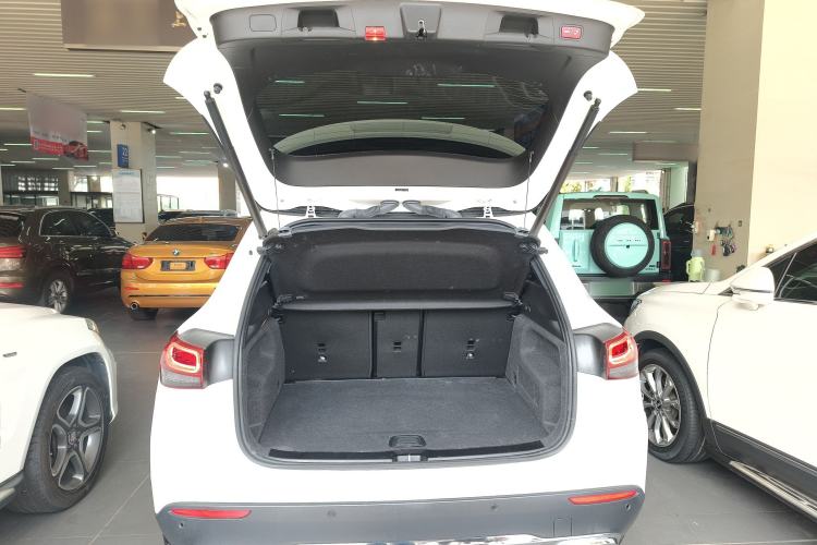 Used Mercedes-Benz GLA 2023 GLA 220
