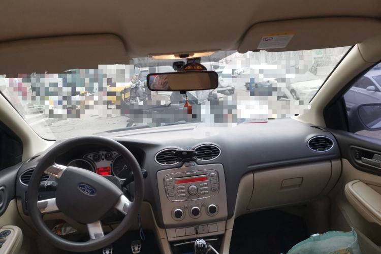 Used Ford Focus 2013 Sedan Classic 1.8L Manual Base Model
