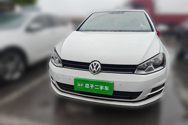 Used Volkswagen Golf 2017 1.6L Automatic Comfort Million-Vehicle Anniversary Edition