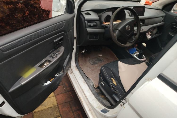 Used Dongfeng Fengon 330 2018 1.5L 330S Premium Edition DK15 Driver Seat