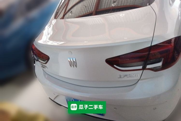 Used Buick Regal 2024 25T Deluxe Edition Rear