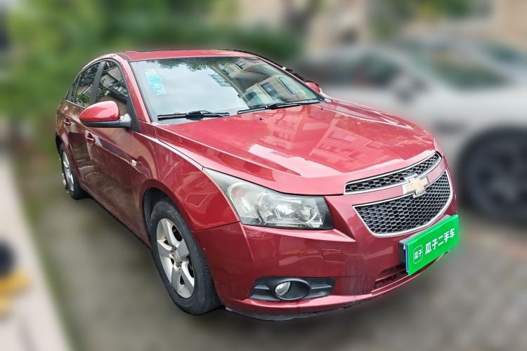 Used Chevrolet Cruze 2013 1.6L SE AT Front Right 45 Deg