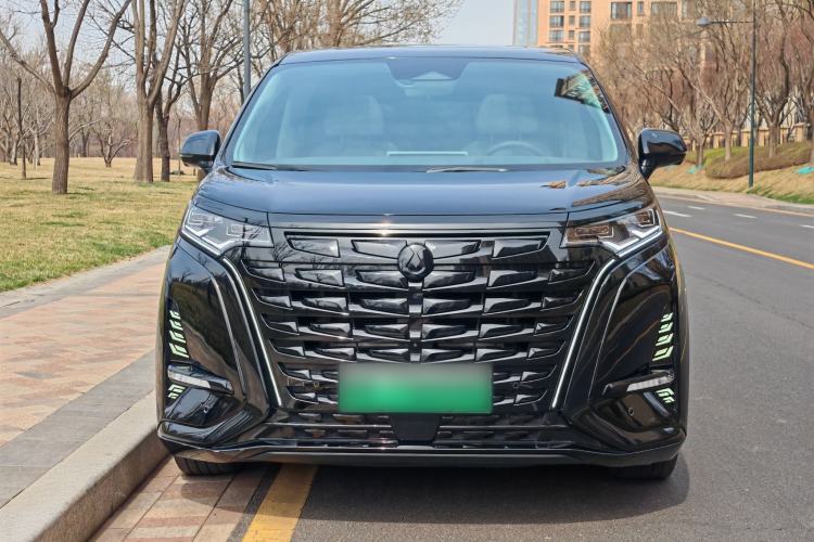 Used Denza D9 2022 DM-i 970 Four-Wheel Drive Prestige Model Exterior 1