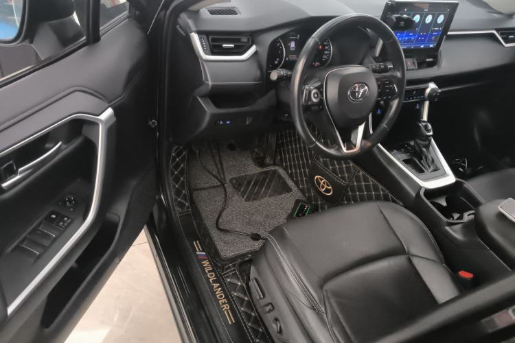 Used Toyota Wildlander 2022 2.0L CVT Two-Wheel Drive Luxury Edition