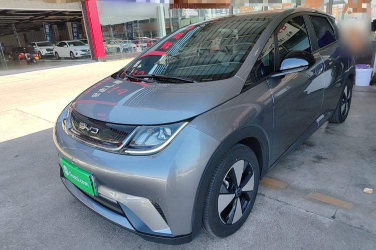 Used BYD Dolphin 2023 420 km Fashion Edition