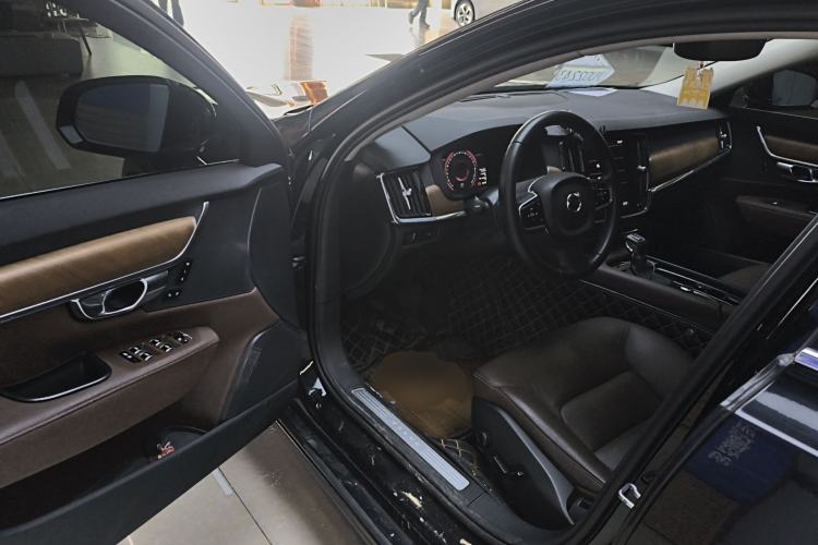 Used Volvo S90 2020 T5 Zhiyi Luxury Edition