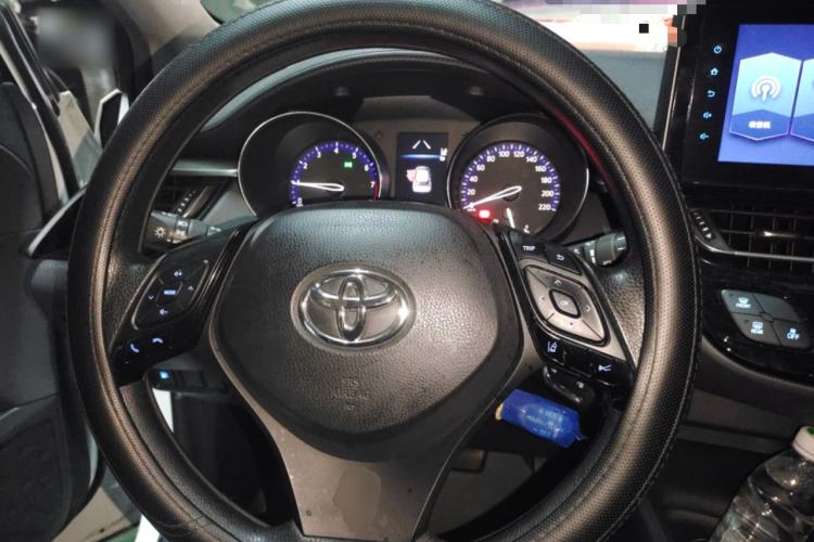 Used Toyota IZOA 2021 2.0L Yixing Version