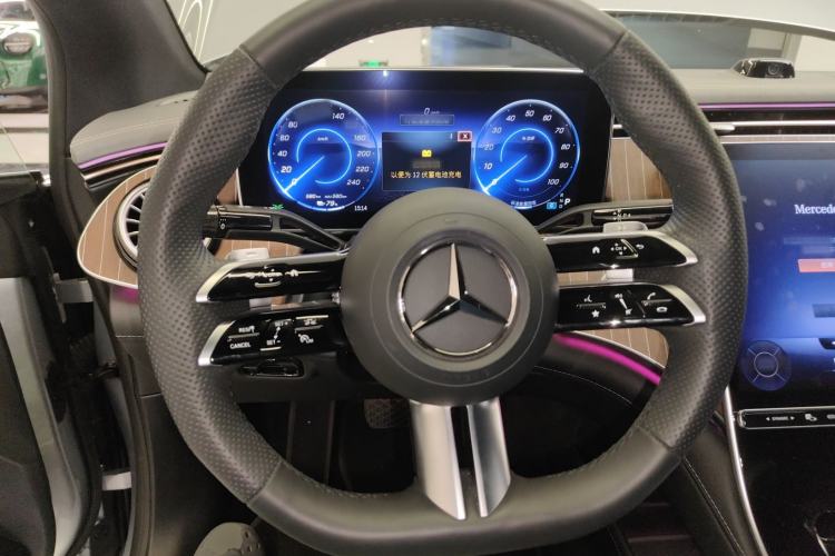 Used Mercedes-Benz EQE 2022 350 Luxury Edition Steering Wheel