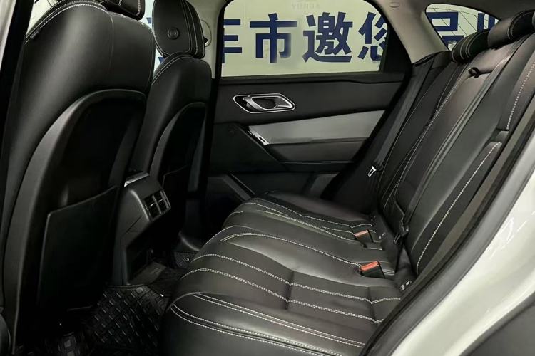 Used Land Rover Range Rover Velar 2018 P250 S
