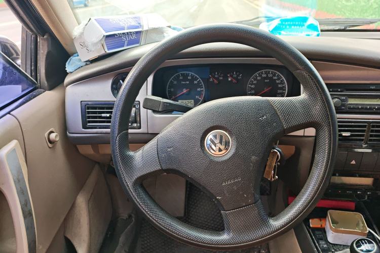 Used Volkswagen Santana Vista 2008 1.8L Manual Sishang Model Steering Wheel