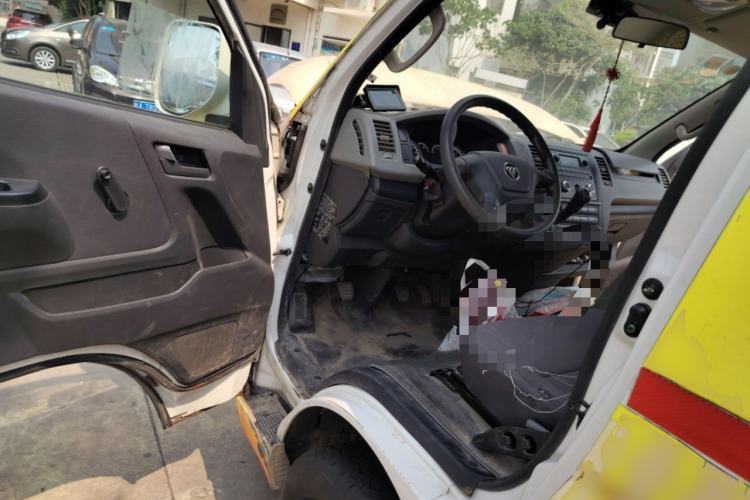 Used Foton Scenic G7 2020 2.4L Commercial Version Long Wheelbase High-Roof 2-Seat Van China VI Emission Standard 4K22D4M Driver Seat