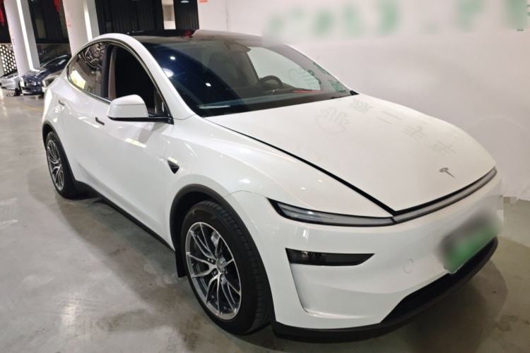 Used Tesla Model Y 2025 Long-Range All-Wheel-Drive Version