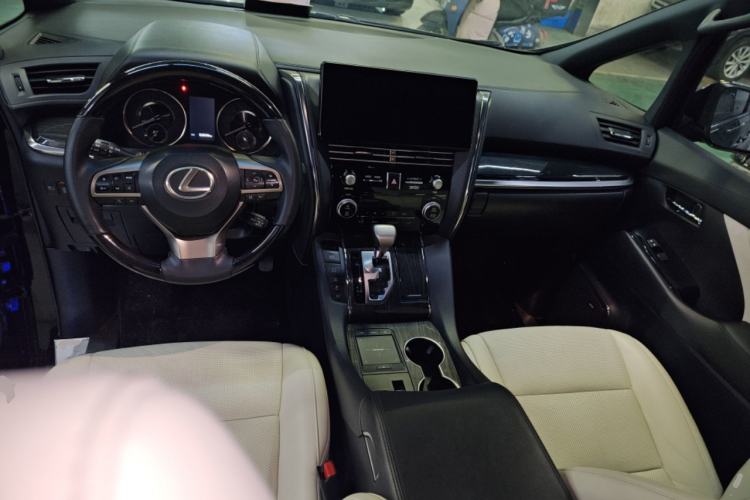 Used Lexus LM 2020 300h Seven-Seat Elegant Edition
