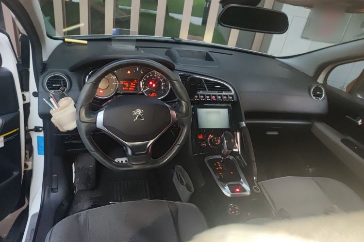 Used Peugeot 3008 2015 1.6THP Roland Garros Edition