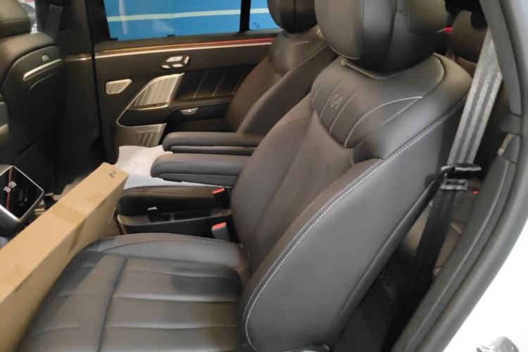 Used ONVO Luxeed L90 2025 Model—Ultra Six-Seater Version