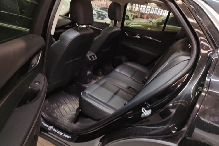 Used Buick Envision 2023 Encore S 552T Two-Wheel Drive Luxury Model
