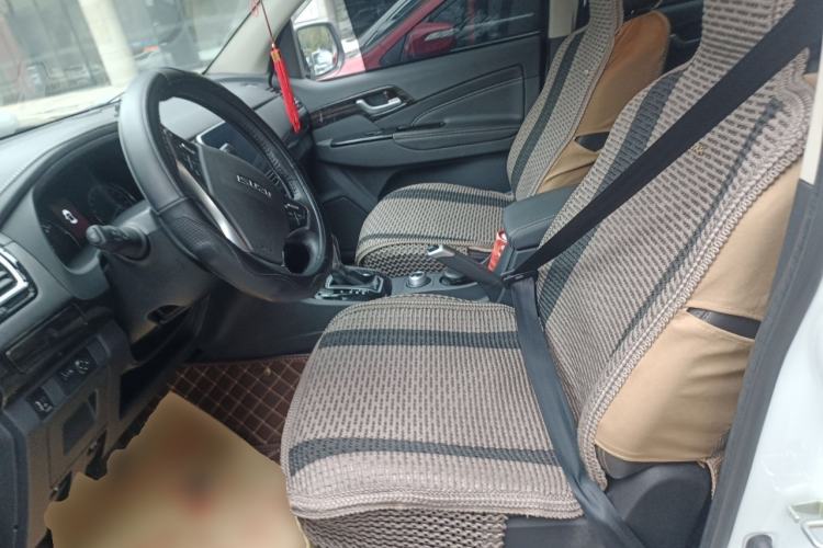 Used Isuzu D-MAX 2019 2.5T Four-Wheel Drive Automatic Luxury Version JE4D25Q5A
