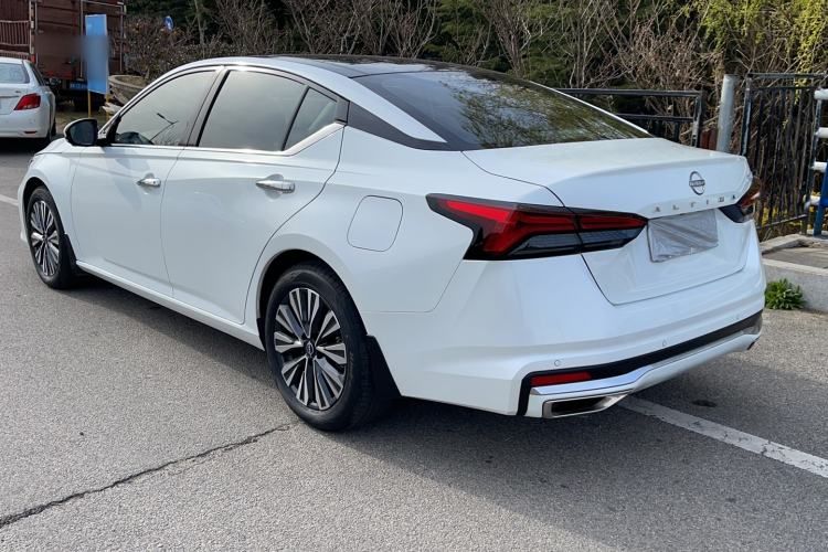 Used Nissan Teana 2022 2.0L XL-Upr Enjoyment Edition Exterior 2