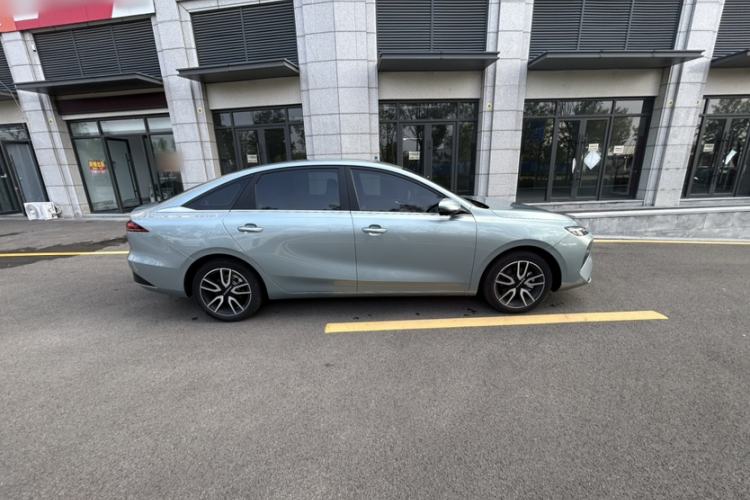 Used Roewe D6 2025 520km Smart Enjoyment Version