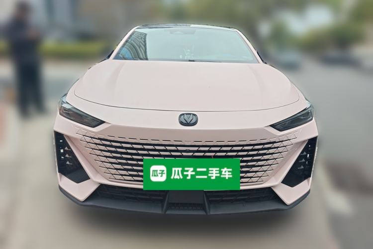 Used CHANGAN UNI-V 2023 1.5T Prestige Model
