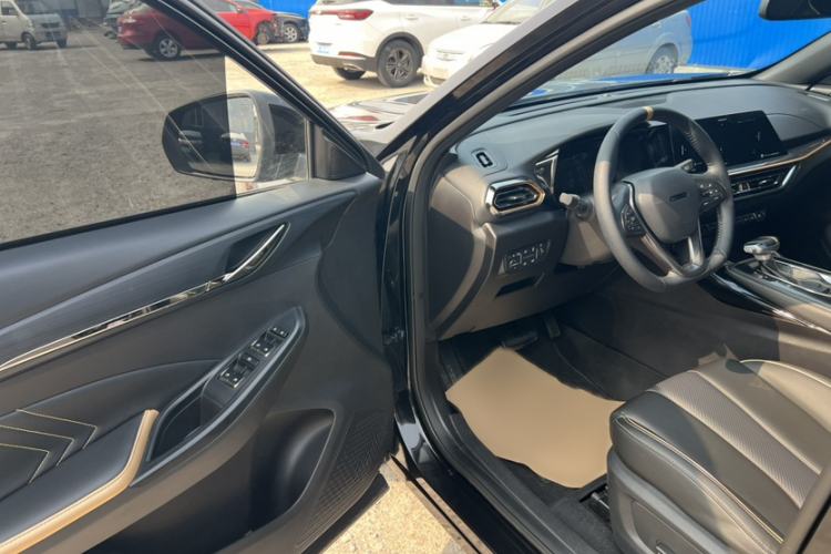 Used CHANGAN OSHAN X5 2022 1.5T DCT Xiake Edition
