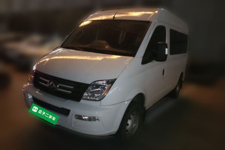 Used SAIC MAXUS Xintu V80 2023 2.0T AMT Classic Aoyuntong Short Wheelbase Mid-Roof 5/6-Seater