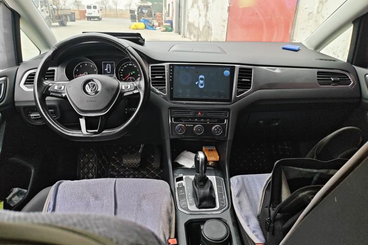 Used Volkswagen Golf Sportsvan 2016 230TSI Automatic Trend Edition
