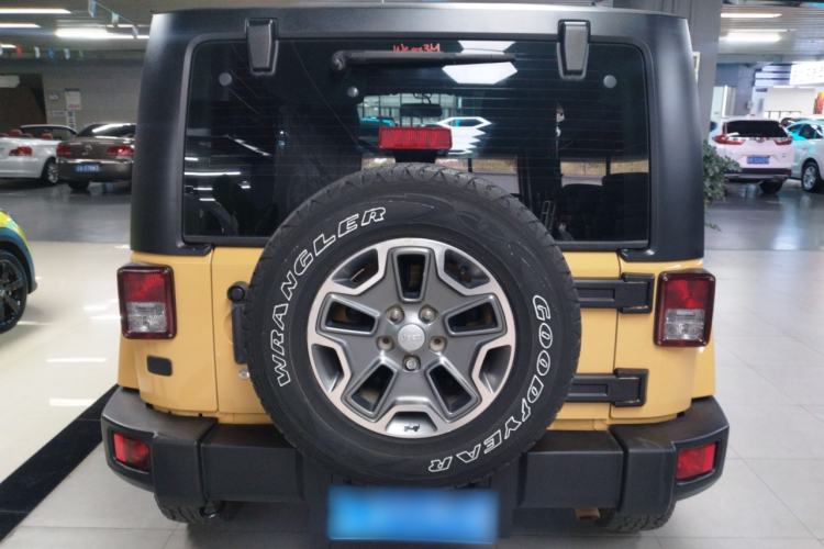 Used Jeep Wrangler 2013 3.6L Sahara two-door model