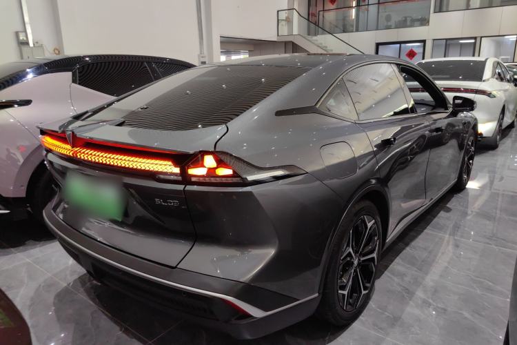 Used Deepal SL03 2023 200Max Range-Extended Version
