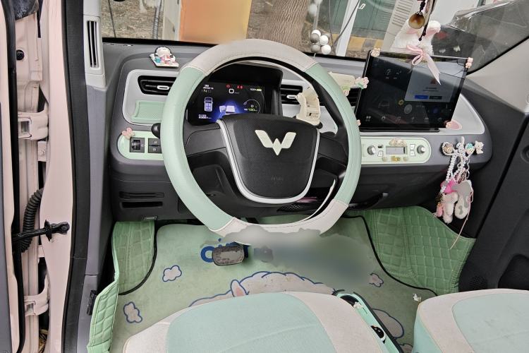 Used Wuling Hongguang MINIEV 2021 Macaron Fashion Model Lithium Iron Phosphate
