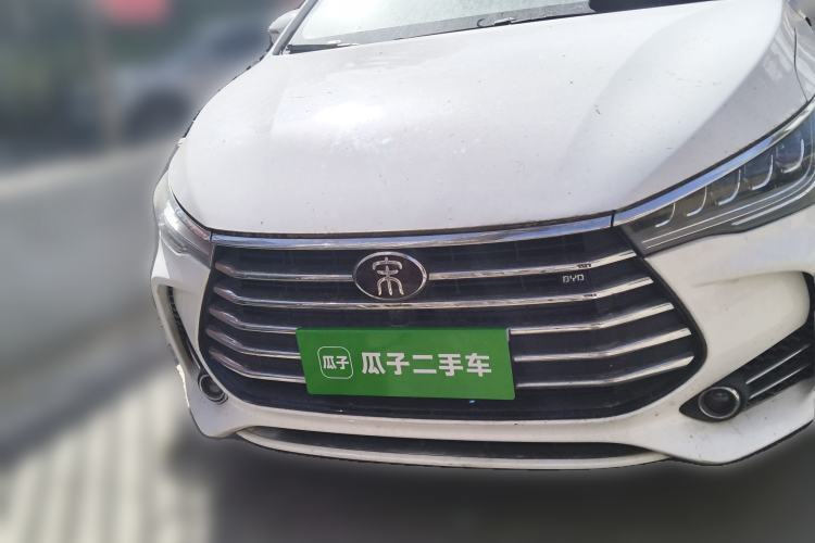 Used BYD Song MAX 2018 1.5T Manual Smart Connect Luxury 6-Seater
