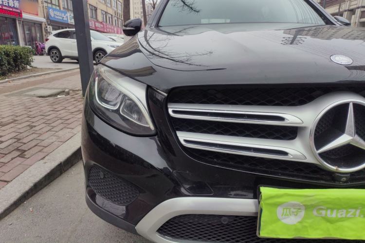 Used Mercedes-Benz GLC 2016 GLC 260 4MATIC Luxury Model
