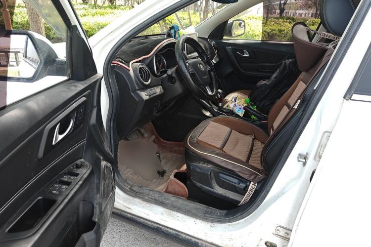 Used Bestune X40 2018 Internet Celebrity Edition 1.6L Automatic Luxury Version